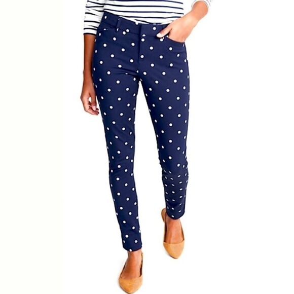 ☔️💜Old Navy Blue & Polka Dot Print Pixie Ankle Pants Size 6 - Picture 2 of 12